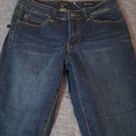 Tahari Hannah Mid rise capri Jeans size 4 - Picture 4 of 7